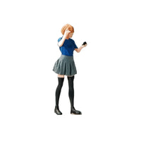 1:64 Scale Girl with Makeup Mirror Figurine for Dioramas and Micro Photography
