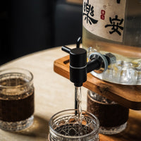 High-Capacity Glass Juice Dispenser with Faucet for Hotel Buffets, Restaurants, Home Use, and Bars