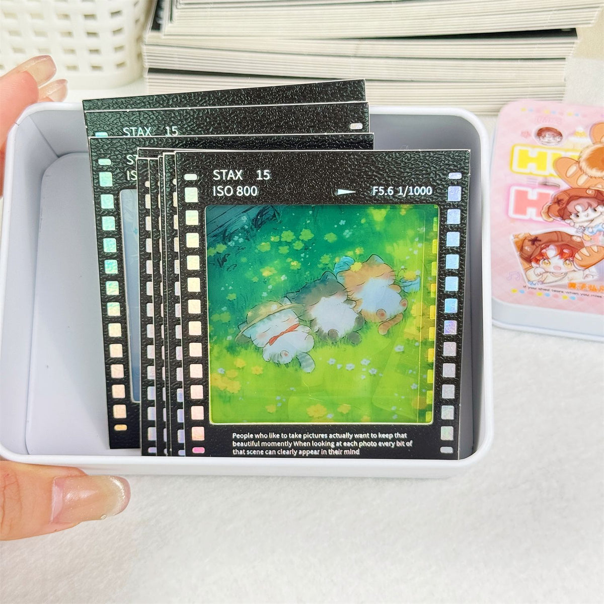 Ins Style Clear Card Sleeves and Paper Photo Holders for Bookmarks and Collectibles