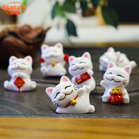 Lucky Cat Resin Figurine for Desk Decor and Stress Relief Gift