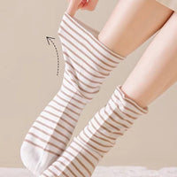 Women's Warm Loose-Fit Striped Mid-Calf Socks for Sleep and Home Wear