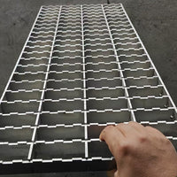 Hot-Dip Galvanized Trench Drain Grate for Sewer and Cable Ditches, Corrosion-Resistant Steel Grid Plate