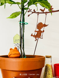 Garden Decor Rust-Effect Iron Art Swing Girl/Boy Flower Pot Picks