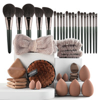40-Piece Green Professional Makeup Brush Set with Wooden Handles, Foundation, Contour, Concealer Brushes & Sponge