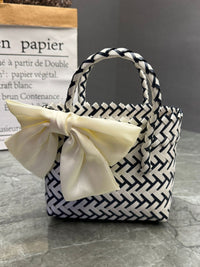 Handwoven Plastic Tote Bag Beach Shoulder Bag for Women