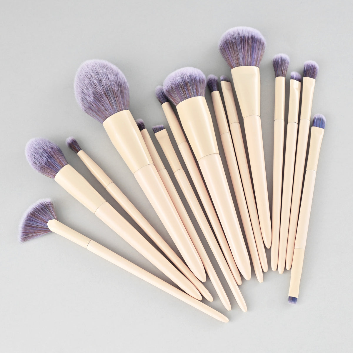 15-Piece Soft Eyeshadow Brush Set for Beginners with Nose Shadow and Detail Brushes, Imitation Squirrel Hair