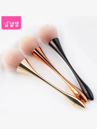 Large Fluffy Powder Brush for Face Makeup - Easy-to-Use Portable Cosmetic Tool for Blush and Loose Powder