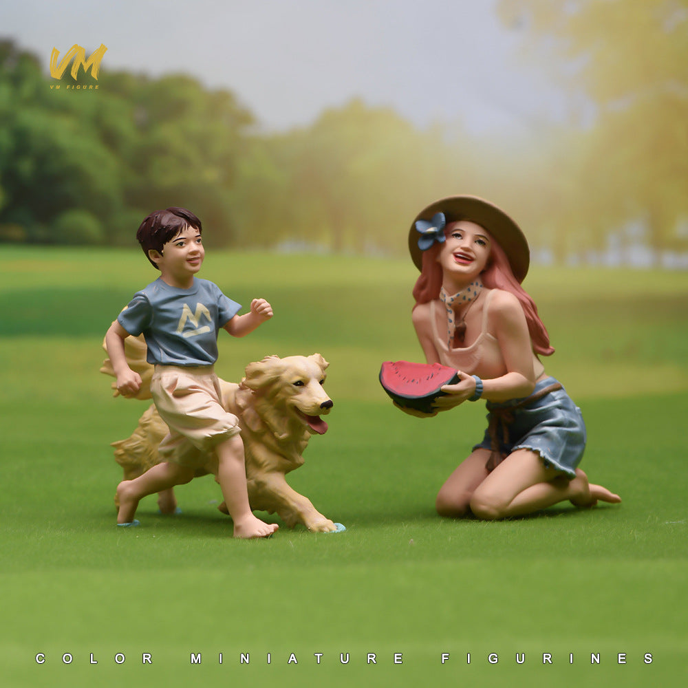 VM 1/18 1/24 Cool Summer Outing Hand-Painted Miniature Diorama with Figures