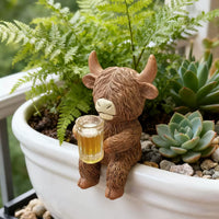 Highland Cow Figurine for Planter & Aquarium Decor - Cute Resin Animal Ornament