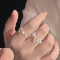 Vintage French Palace Style Resin Flower Ring with Jasmine and Iris