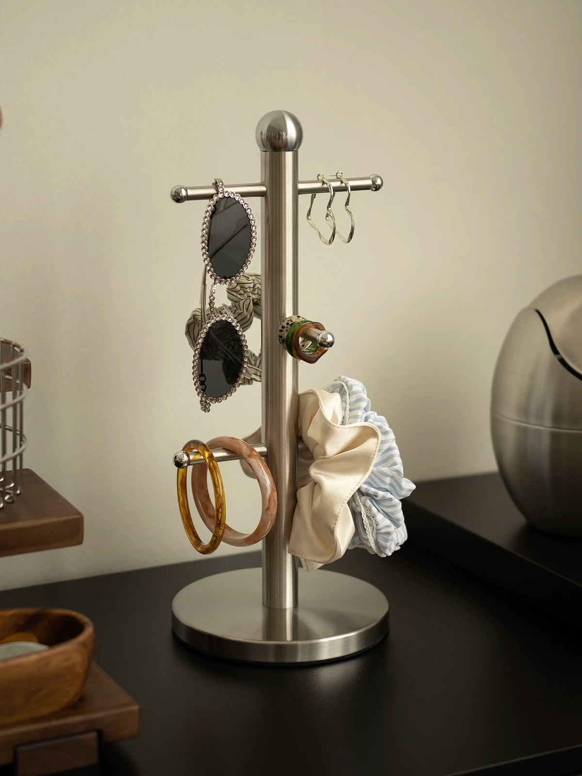 Shy Pear Stainless Steel Jewelry Organizer Stand for Necklaces and Hair Ties