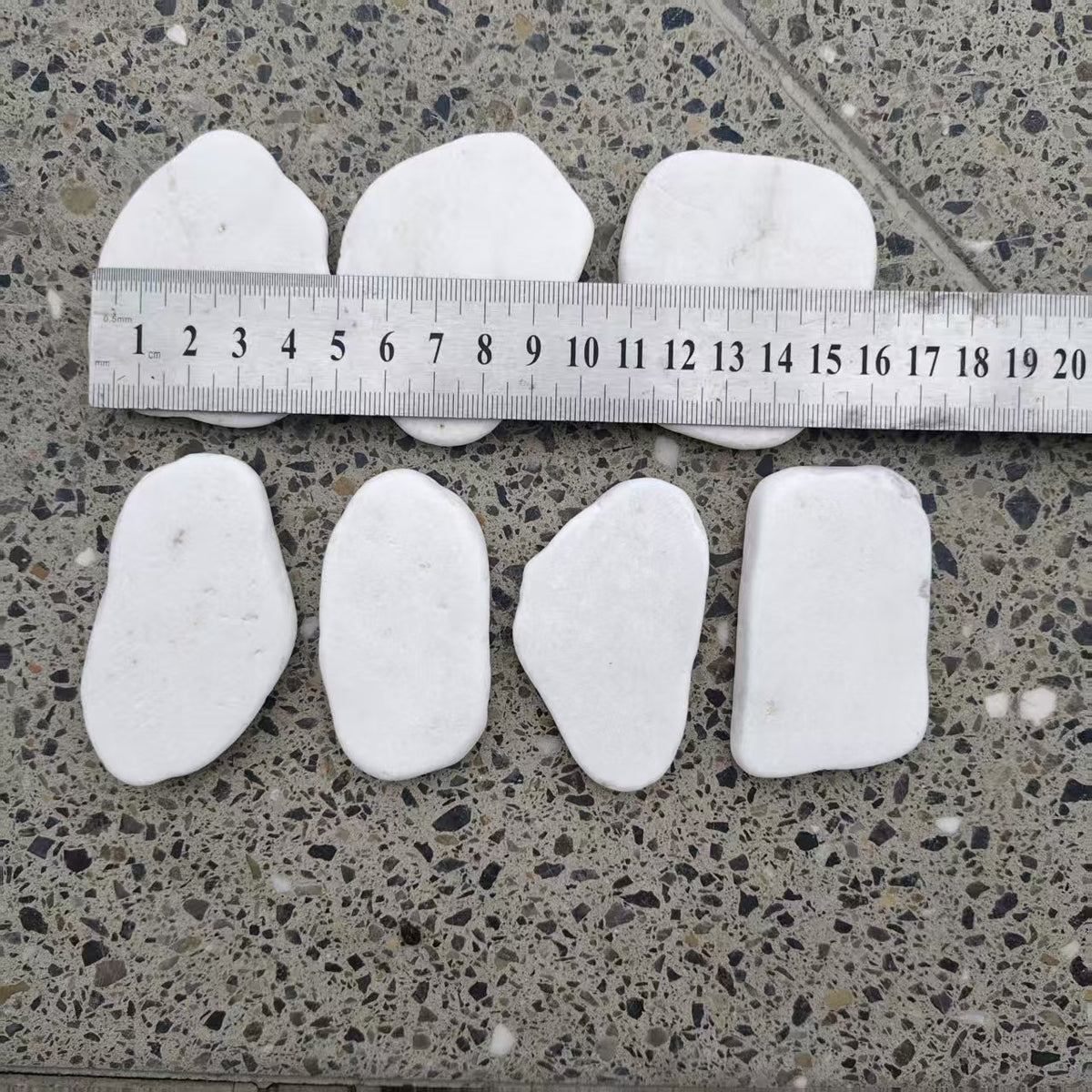 Natural Pebble Slices for DIY Crafts and Garden Decor