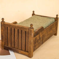 1:12 Dollhouse Miniature Vintage Wooden Single Bed Furniture Accessory