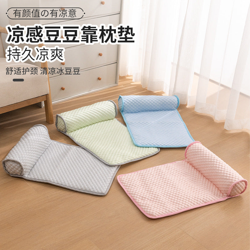 Pet Cooling Mat for Dogs and Cats, Silk Ice Pad for Summer Sleep, Universal for All Seasons