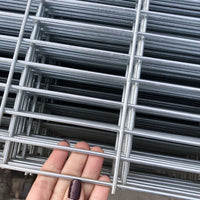 Galvanized Welded Wire Mesh Panel for Fencing, Cages, and Construction