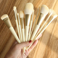 Jieshilin 11-Piece Makeup Brush Set for Beginners - Powder, Highlight, Blush, Eyeshadow, Concealer