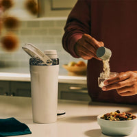 304 Stainless Steel Insulated Shaker Bottle with Handle for Gym, Outdoor, and Car Use