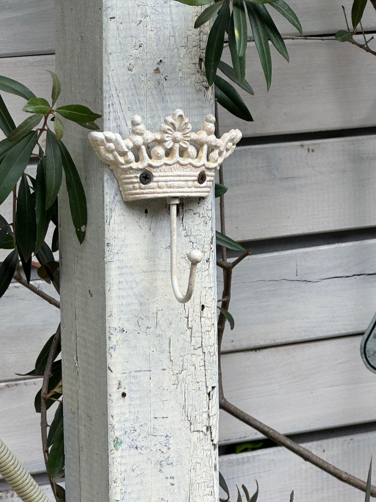 Cast Iron Crown Wall Hook Garden Decor