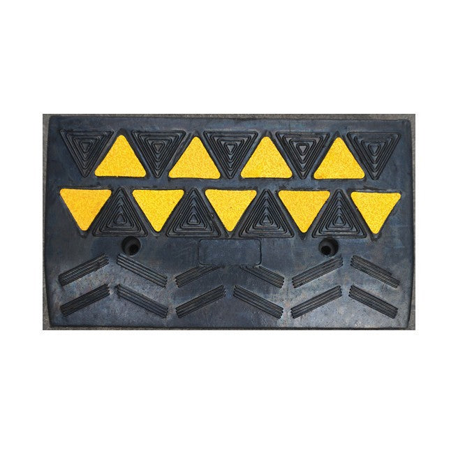 Heavy-Duty Rubber Curb Ramp for Driveways and Thresholds, Portable Car and Wheelchair Access