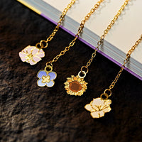 Chinese Style Floral Metal Bookmark, Elegant Gift for Students and Graduates, Cultural Souvenir