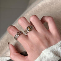 Kuning Vintage Hollow Carved Adjustable Ring