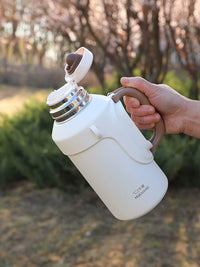 316 Stainless Steel Large Capacity Vacuum Insulated Bottle for Travel and Outdoor Use