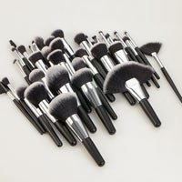 40-Piece Professional Makeup Brush Set with Soft Bristles for Face and Eyes