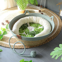 Handwoven Wicker Cat Bed with Scratching Board, All-Season Warmth, Detachable and Washable