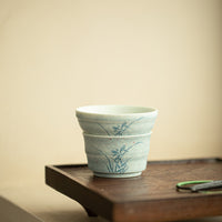 Jingdezhen Soda-Fired Hand-Painted Snow Orchid Tea Strainer Set with Base Ceramic Tea Accessory