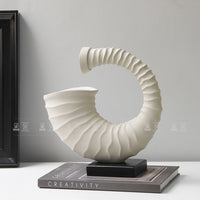 Modern Wabi-Sabi Conch Horn Art Ornament for Living Room Study Decor