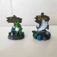 Aquarium Resin Warning Sign Ornament - Shark/Frog Skull Decor