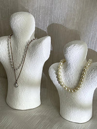 Abstract Plaster Mannequin Necklace Display Stand for Jewelry Store Window