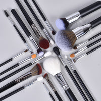 Makeup Brush Set with Soft Fiber Bristles and Storage Bag for Powder and Eyeshadow