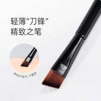 Dual-Ended Eyebrow Powder and Eyeshadow Brush with Spoolie