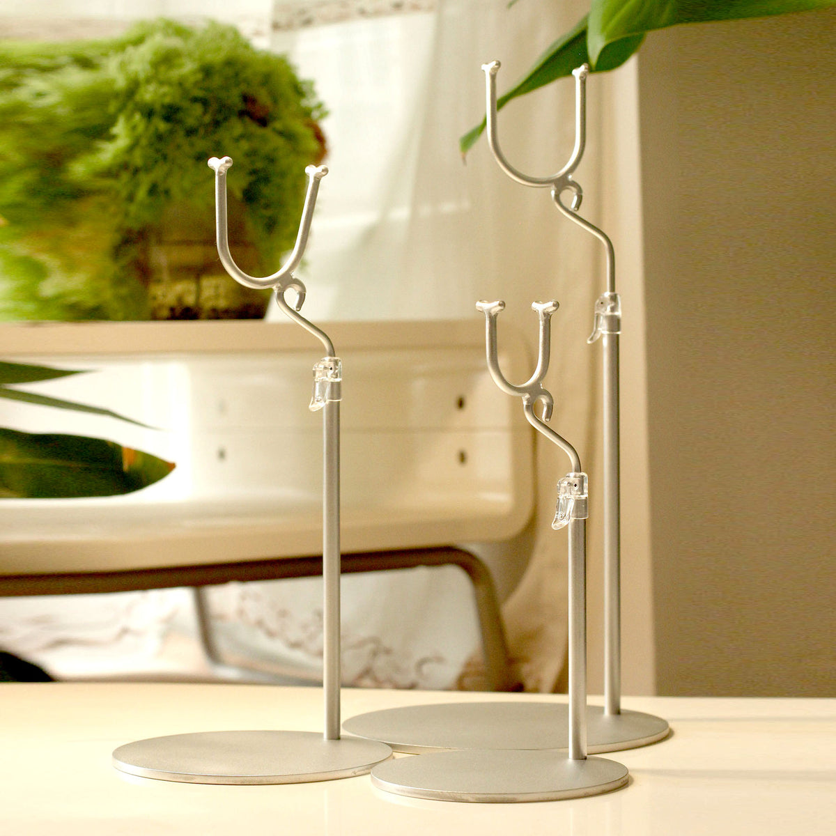 BJD Doll Metal Display Stand for Photography and Outdoor Use, Aluminum Alloy