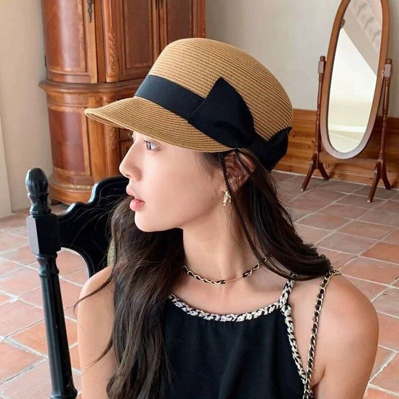 Women's Summer Bowknot Straw Sun Hat - Face-Slimming Round Top Visor for Outdoor Travel and Sun Protection