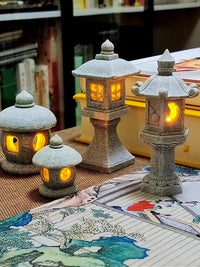Japanese Zen Garden Stone Lantern Ornament for Micro Landscape Aquarium Bonsai Decor