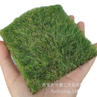Self-Adhesive Static Grass Tufts for Dioramas and Model Scenery, 12/16mm Tall