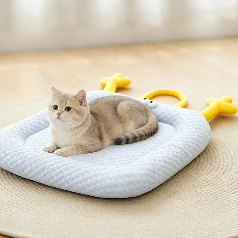 Cute Chick Shape Pet Cooling Mat for Cats and Dogs, All Seasons Breathable Non-Slip Wear-Resistant Bed