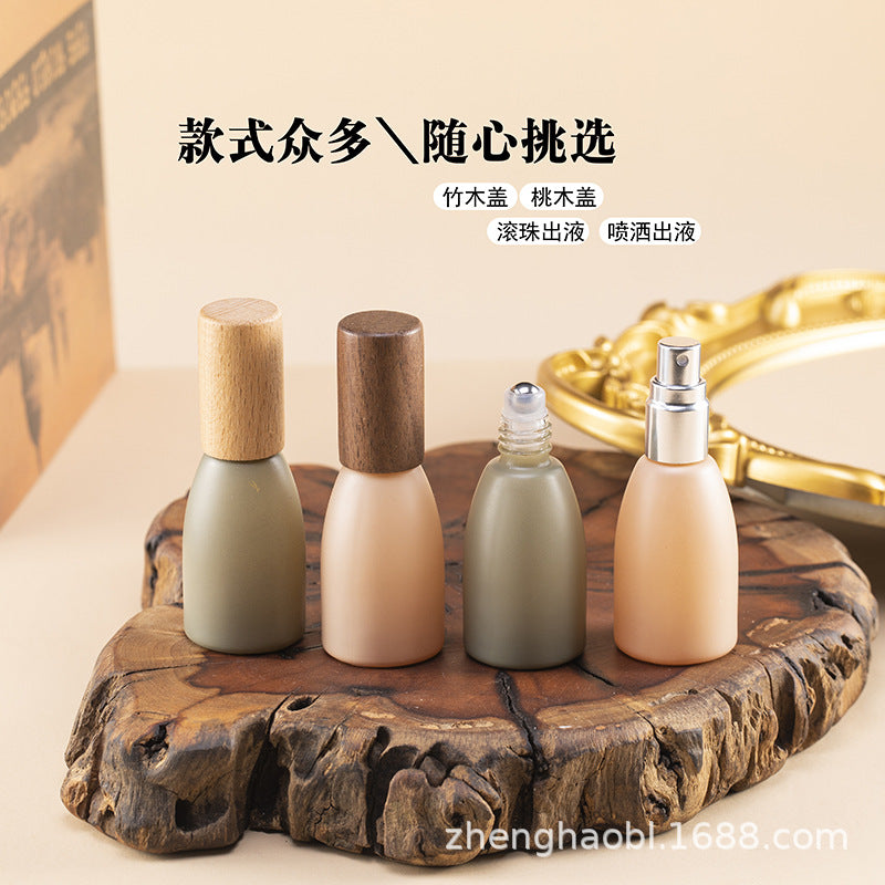Morandi Color 12ml Portable Perfume Atomizer with Beechwood/Walnut Cap