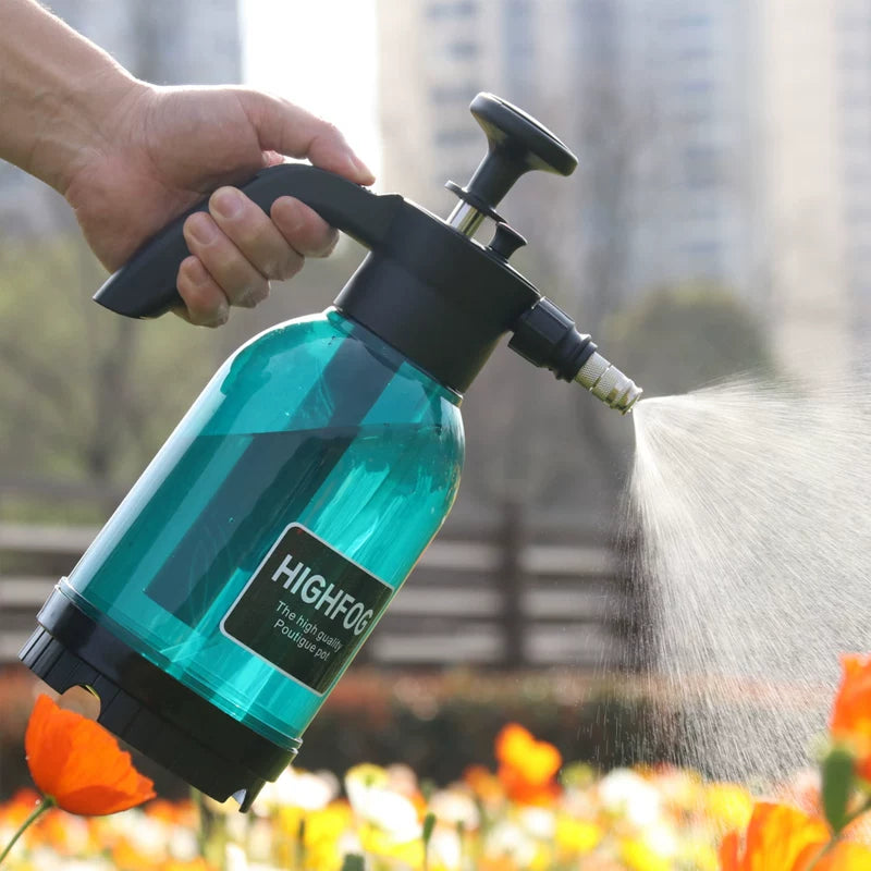 Manual Pump Pressure Sprayer for Car Wash, Disinfection, and Gardening