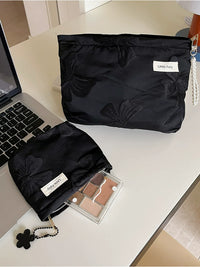 Portable Large Capacity Travel Cosmetic Bag with Zipper for Women