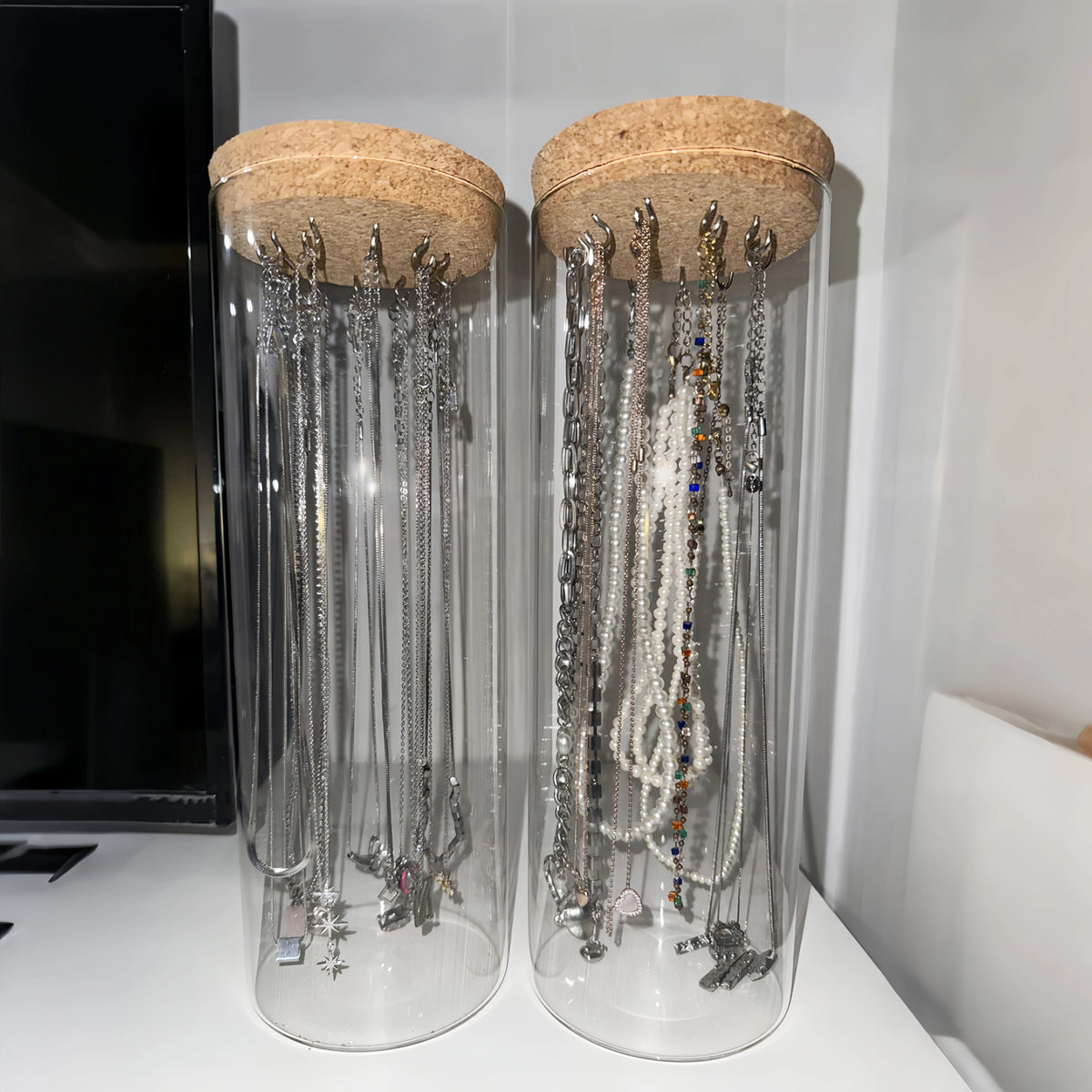 Transparent Anti-Oxidation Jewelry Display Stand with Hooks for Necklaces and Bracelets