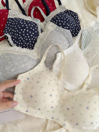 Sweet Floral Lace Trim Seamless Small Bust Push-Up Bra, Wireless Jelly Strip Bra for Women