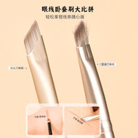 Ultra-Thin Angled Eyeliner Brush for Precise Eye Makeup, Under-Eye, and Brows