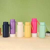Large Capacity 304 Stainless Steel Insulated Water Bottle with Silicone Handle and Straw for Outdoor Sports and Car Travel