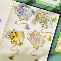 Vintage Style Metal Bookmark with Hollowed Floral Design, Elegant Gift for Graduates and Teachers