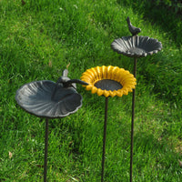 European Cast Iron Bird Feeder with Hand-Painted Bird Bath for Garden Decoration