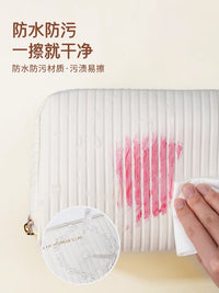Portable Cosmetic Bag for Women, Large Capacity Travel Toiletry Organizer, Waterproof Makeup Pouch with Elegant Design