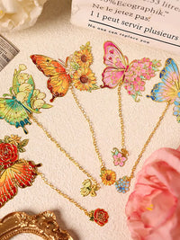 Creative Butterfly Floral Metal Hollow Brass Bookmark with Pendant, Vintage High-Value Colored Stationery for Students and Gifts